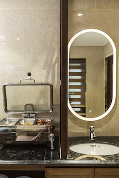 blubiz hotel my dinh blubiz hotel 2