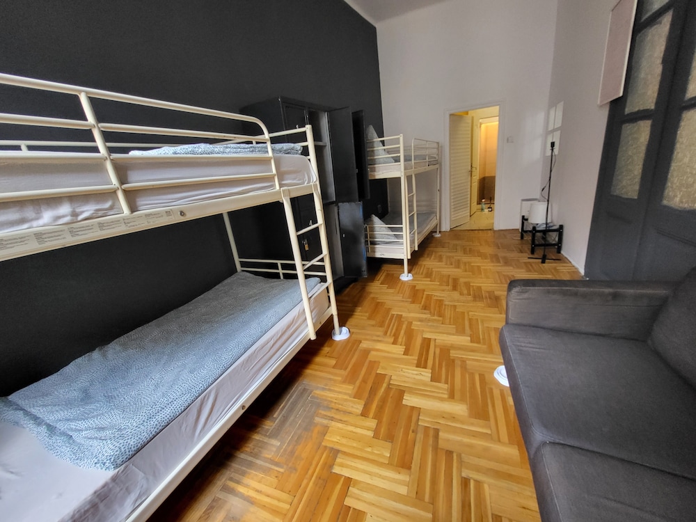 casa nora guest house