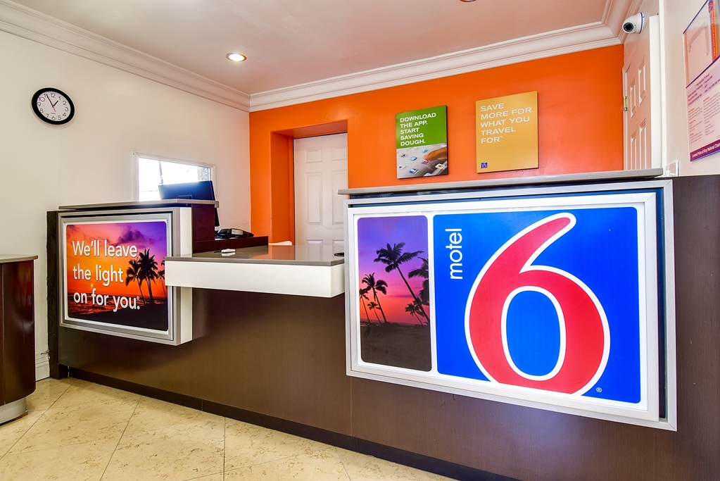 motel 6 garden grove
