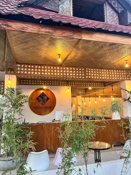 on board panglao beach hostel and resort