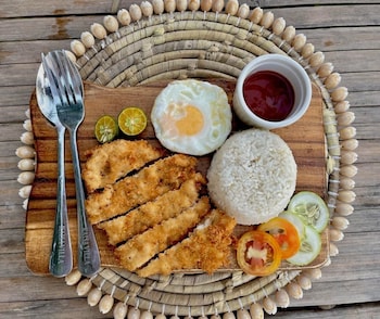 on board panglao beach hostel and resort