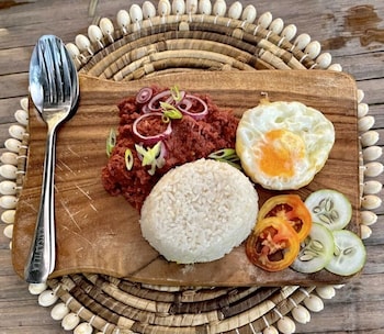 on board panglao beach hostel and resort