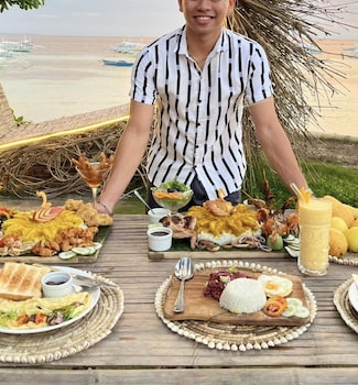 on board panglao beach hostel and resort