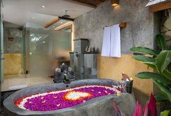 wana bucu villa by pramana villas