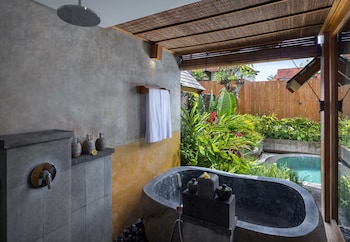 wana bucu villa by pramana villas