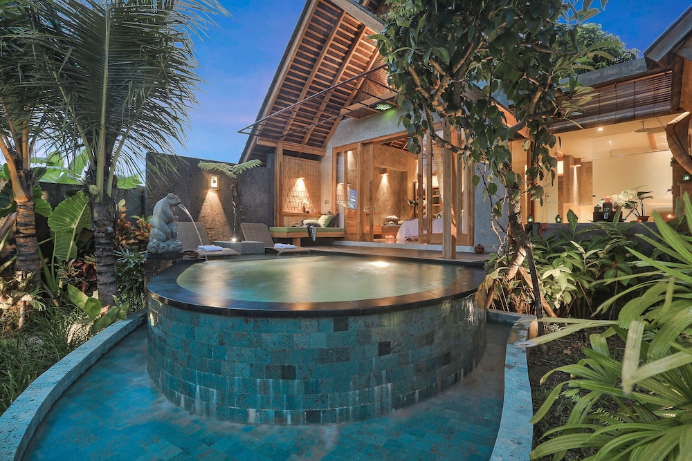 wana bucu villa by pramana villas