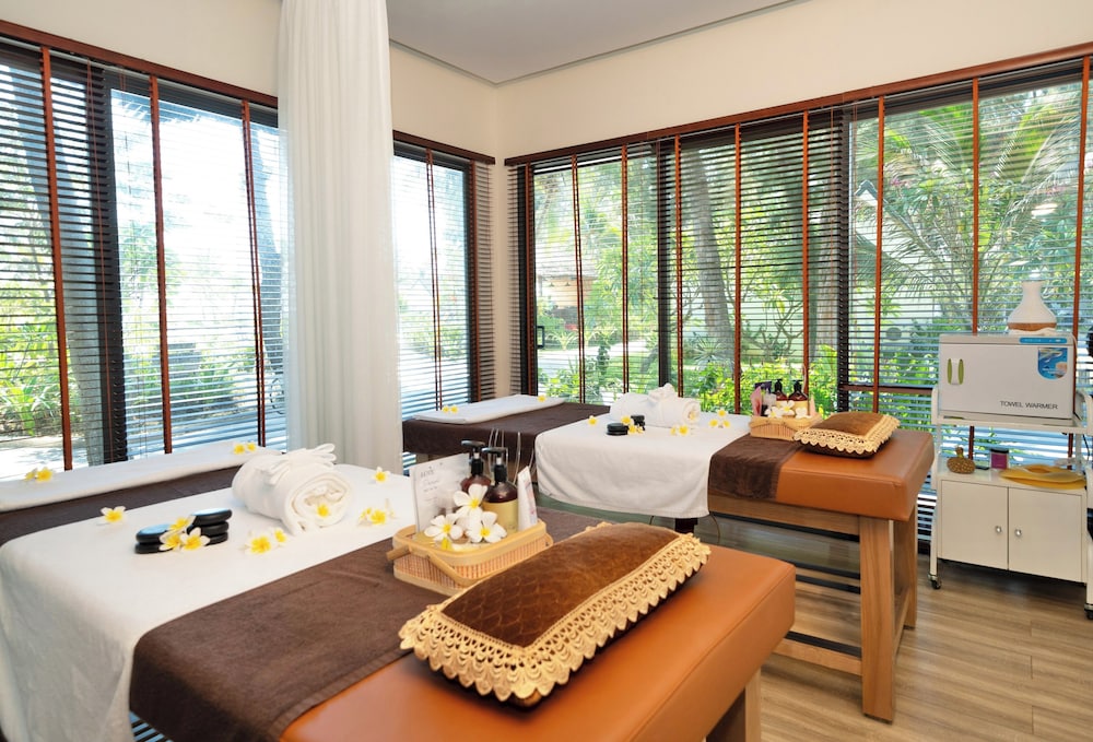 palace long hai resort