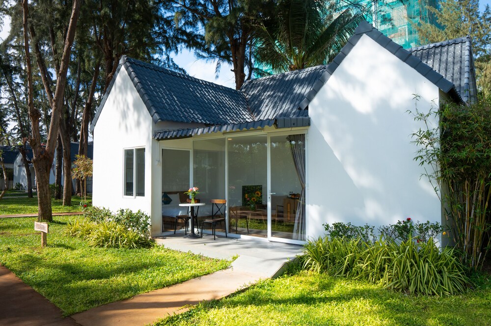 palace long hai resort