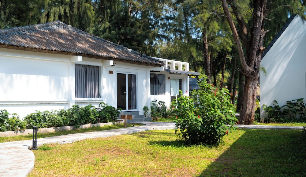 palace long hai resort