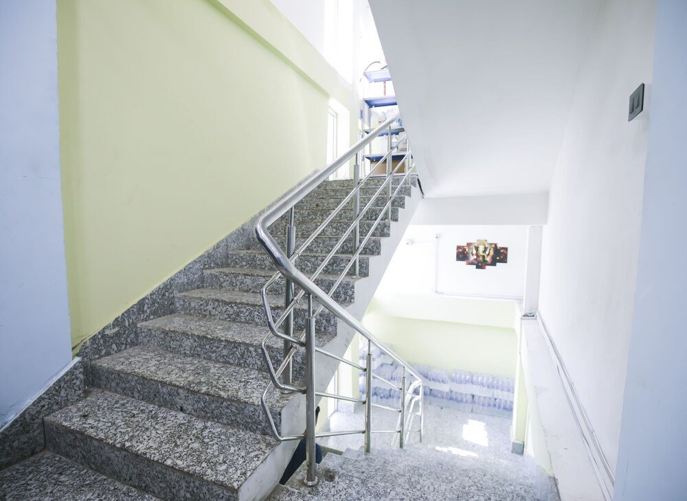 Hotel Hill View,India>>Guwahati,3 star