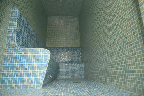 grand legacy hotel doha