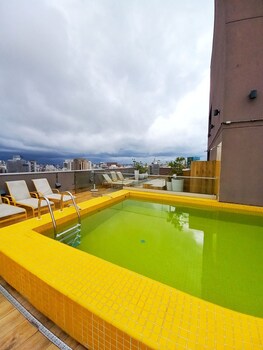 vergueiro suites elegance on paulista avenue