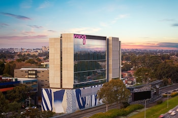 moxy sydney airport