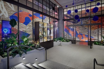 moxy sydney airport
