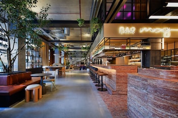 moxy sydney airport