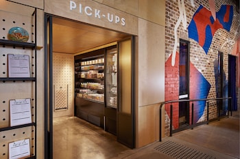 moxy sydney airport