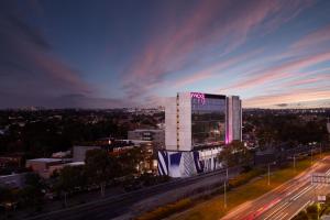 moxy sydney airport