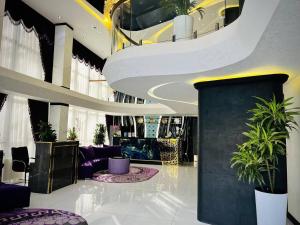 novza palace hotel