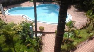 smiley holidays serviced apartments