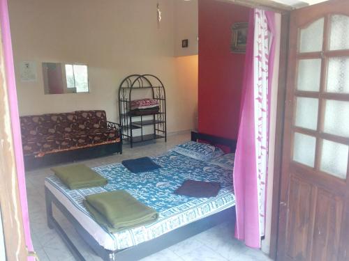 smiley holidays serviced apartments