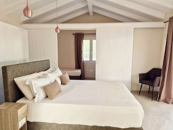 is cheas wine farm boutique hotel