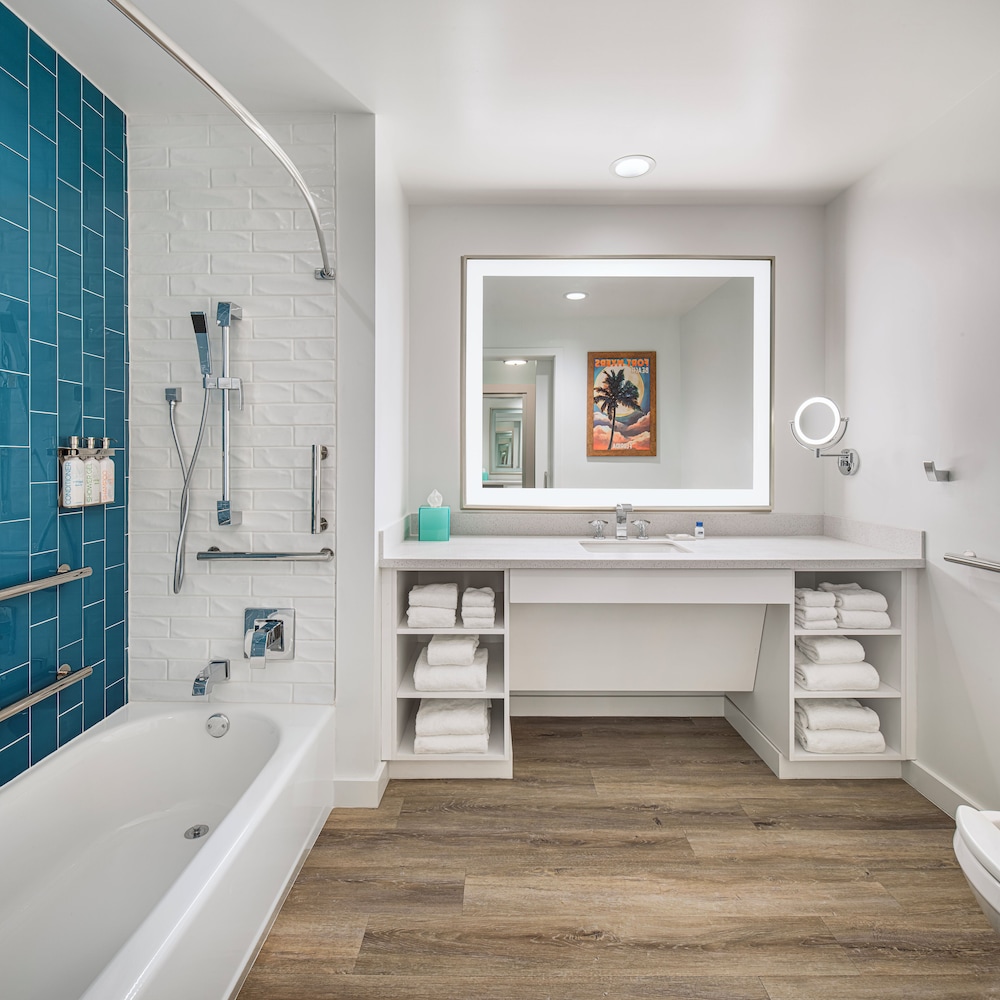 margaritaville beach resort fort myers