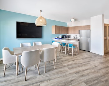 margaritaville beach resort fort myers