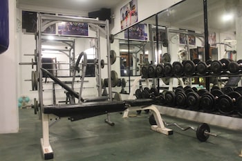 sizzle sports club