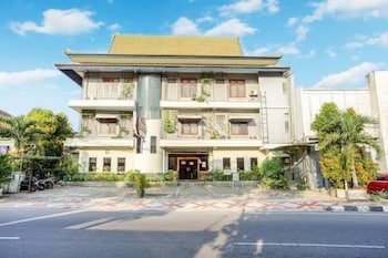 winotosastro hotel by athelu