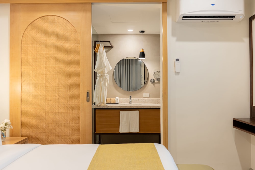 mandarin nest boracay