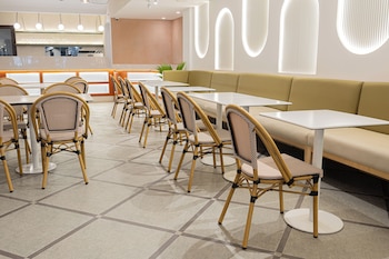 mandarin nest boracay