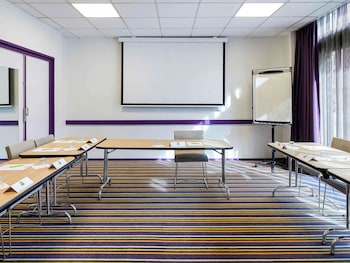 ibis styles lille centre gare beffroi