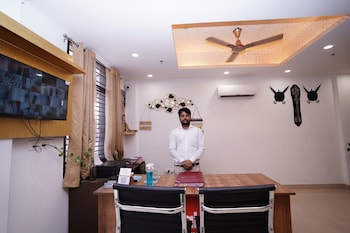 hotel moon residency