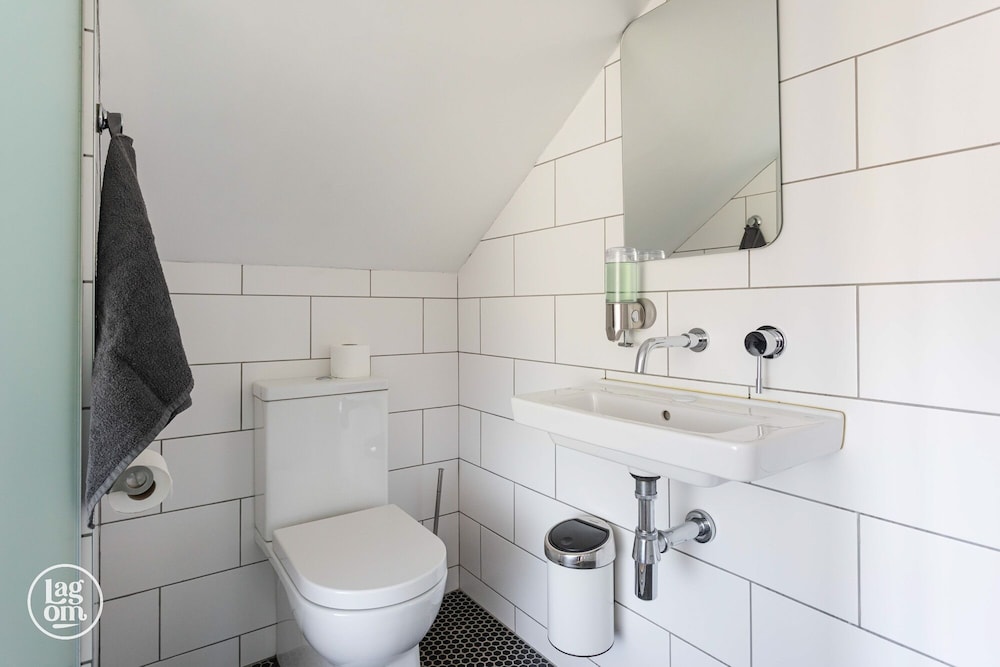 stay lagom riders lodge