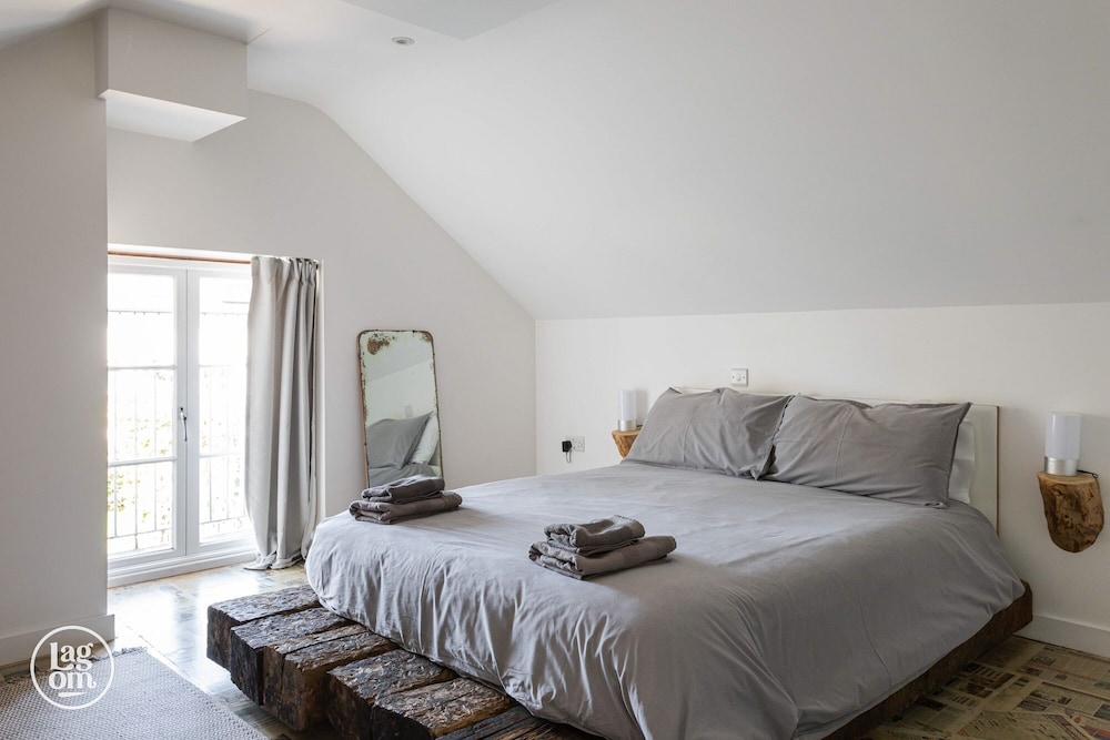 stay lagom riders lodge