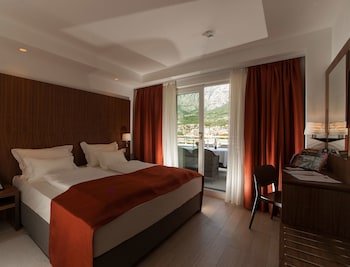 aparthotel miramare