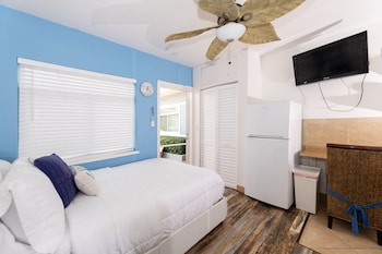 tropic isle boutique hotel