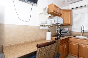 tropic isle boutique hotel