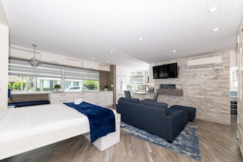 tropic isle boutique hotel