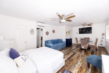 tropic isle boutique hotel