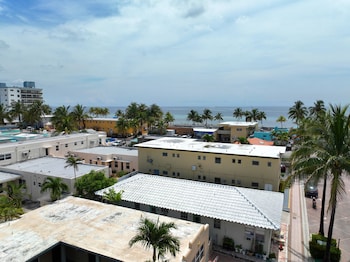 tropic isle boutique hotel