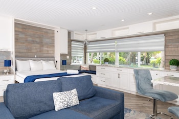 tropic isle boutique hotel