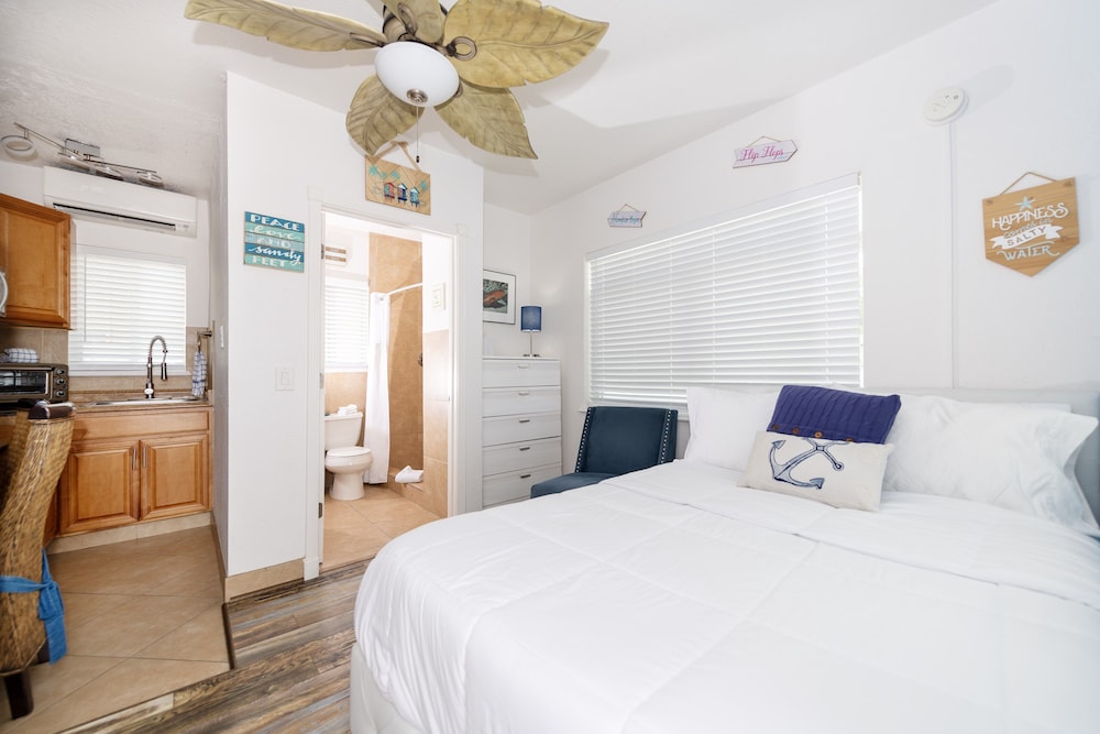 tropic isle boutique hotel