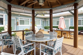 tropic isle boutique hotel