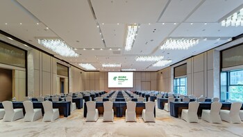 holiday innxian east an ihg hotel
