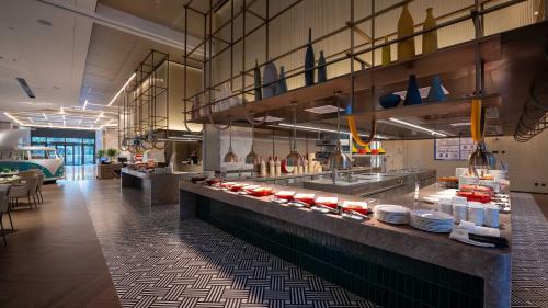 holiday innxian east an ihg hotel