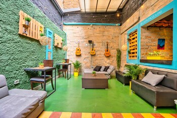 la gruta co living