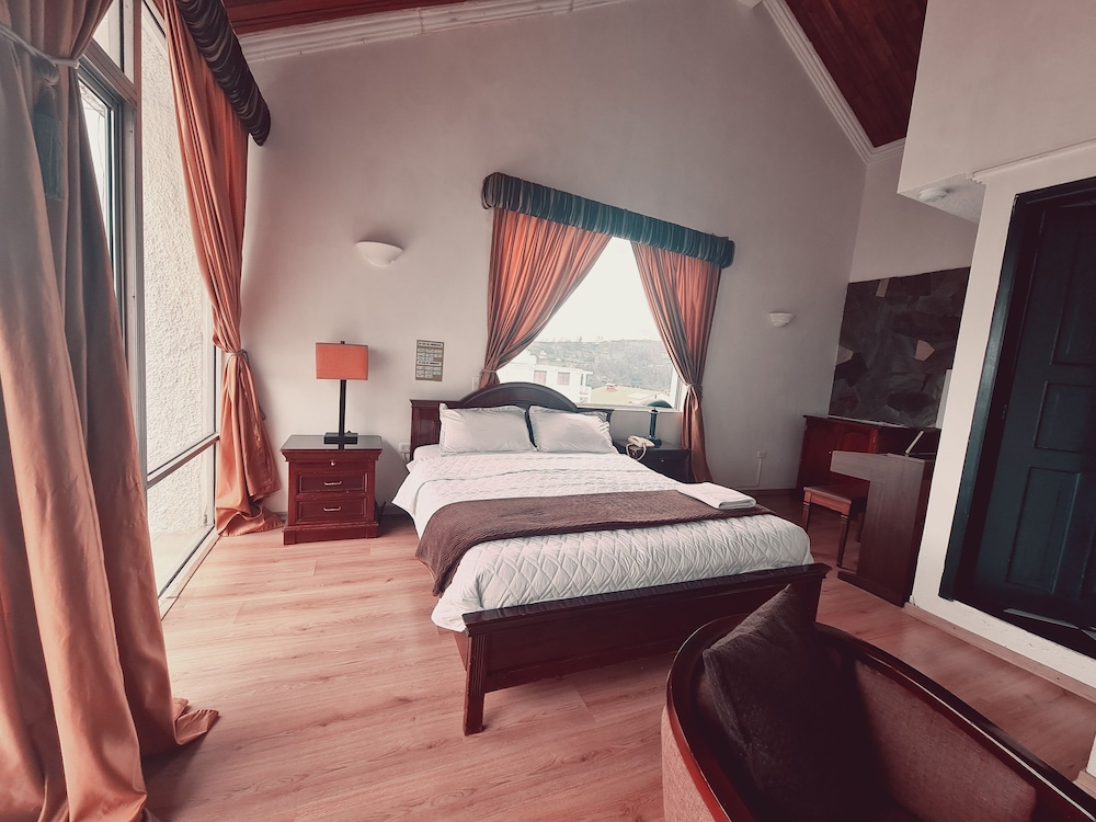 hotel and suites gonsalez suarez quito