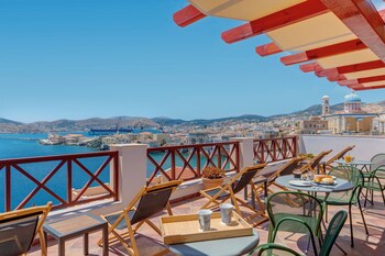 electra syros adults only