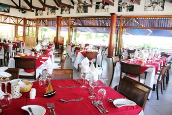 pirogue lodge